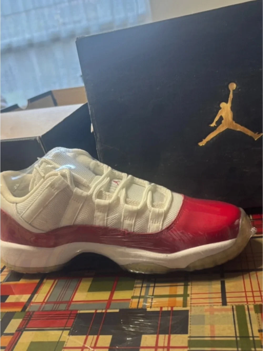 Y Jordan 11 Retro 2016 Low Cherry Size 6.5